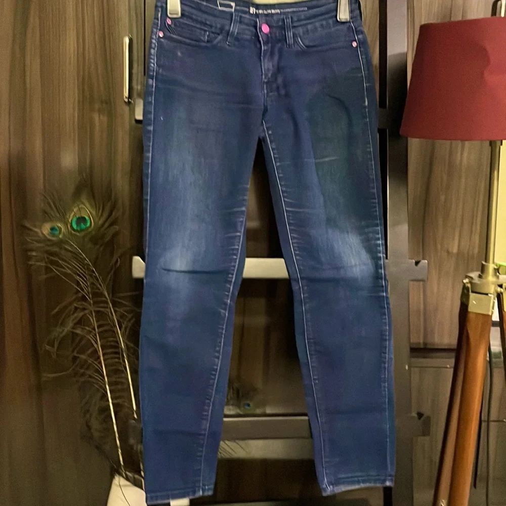 Levis Slight curve skinny jeans. Waist 27-28 - Picture 1 of 5